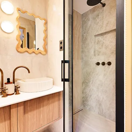 Murmures Notre-dame Hotel Paris